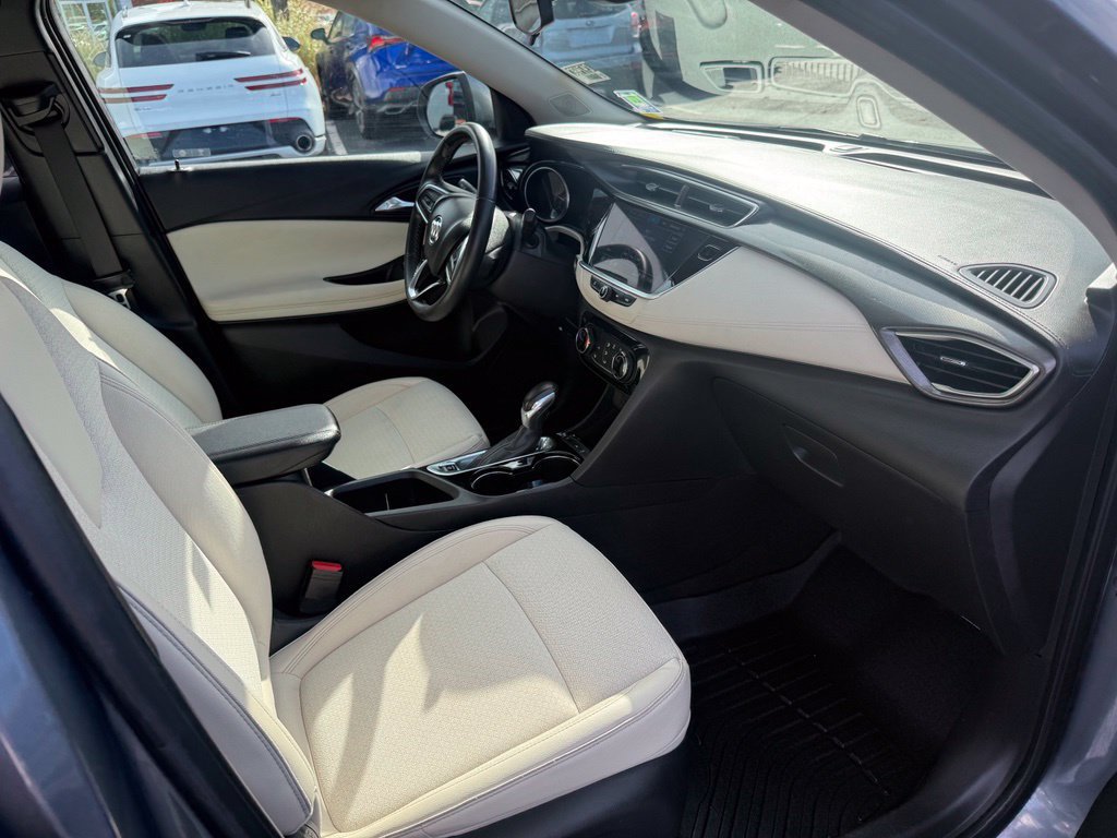 Used 2022 Buick Encore GX Preferred w/ Cold Weather Comfort Package FWD image 23