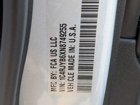 Used 2022 Jeep Grand Cherokee Limited 4xe image 34