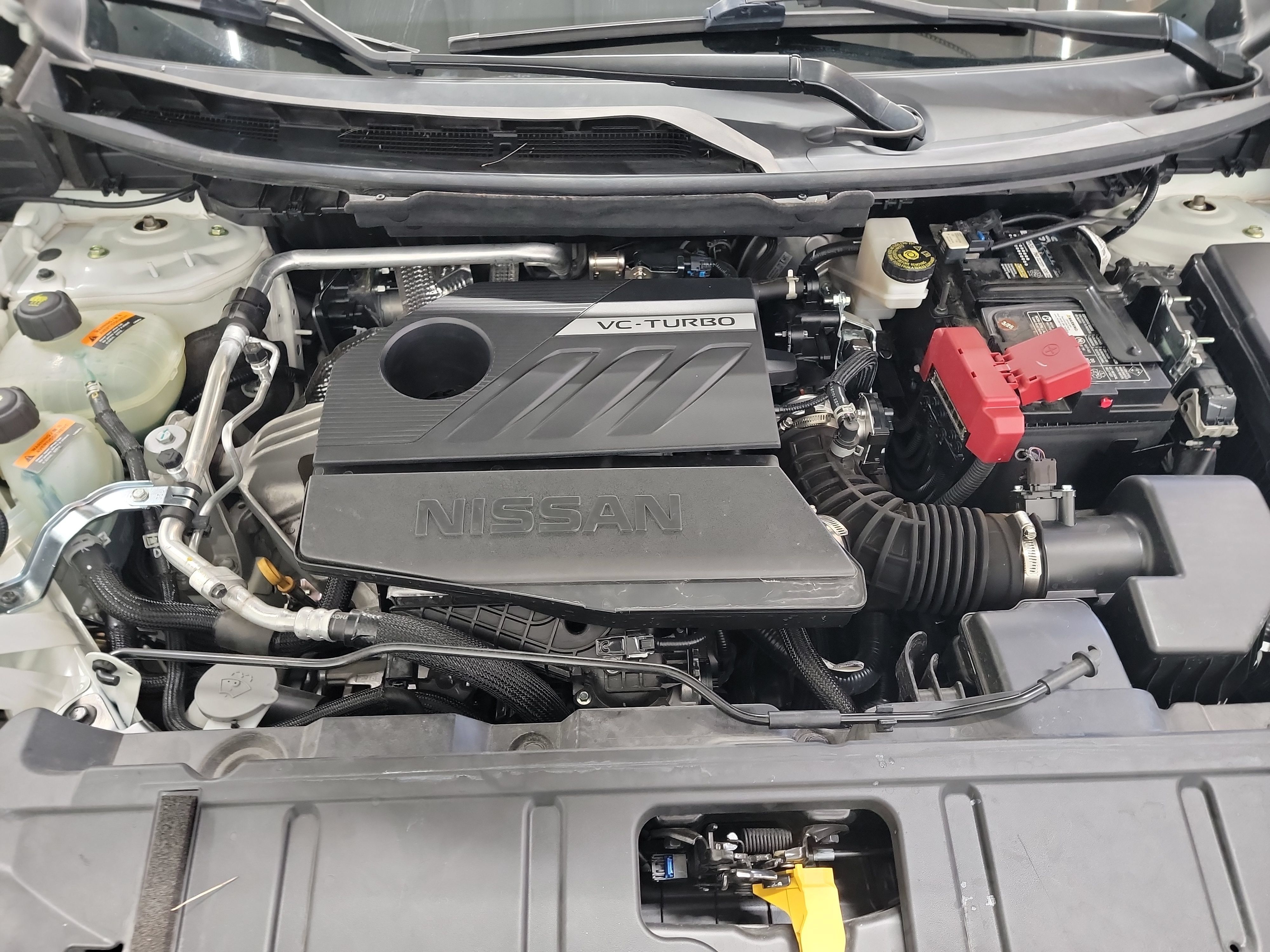 Used 2023 Nissan Rogue Platinum FWD image 25