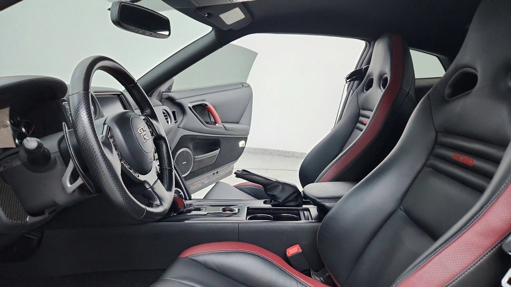 Used 2012 Nissan GT-R Black Edition AWD/4WD image 14