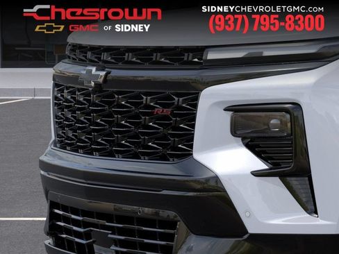 New 2026 Chevrolet Traverse RS w/ LPO, Floor Liner Package AWD/4WD image 13