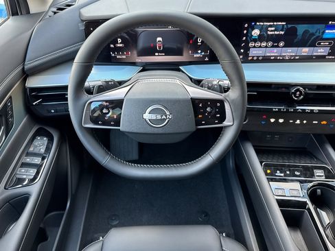 New 2025 Nissan Murano SL image 11