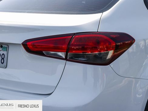 Used 2018 Kia Forte LX FWD image 7