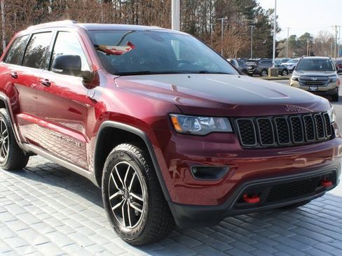 Used 2019 Jeep Grand Cherokee Trailhawk image 7