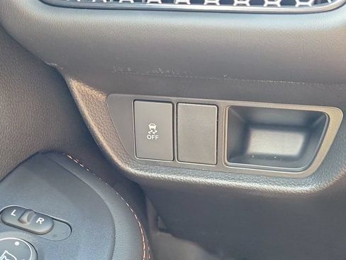 Certified 2026 Honda HR-V Sport image 18