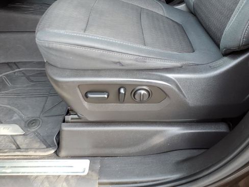 Used 2019 Chevrolet Silverado 1500 LT w/ All-Star Edition image 13