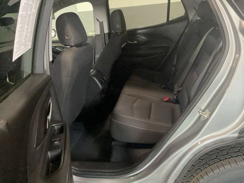 Used 2024 GMC Terrain SLE AWD/4WD image 23