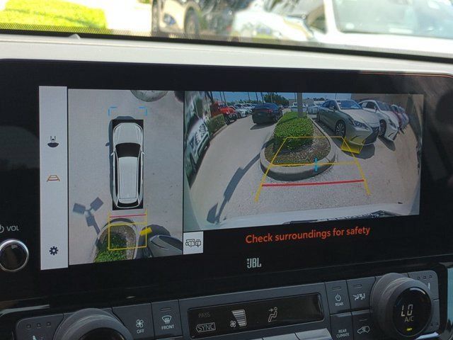 Used 2024 Toyota Grand Highlander FWD image 19