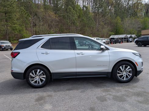Used 2022 Chevrolet Equinox Premier image 10