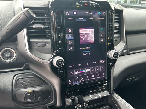 New 2025 RAM 2500 Big Horn AWD/4WD image 27