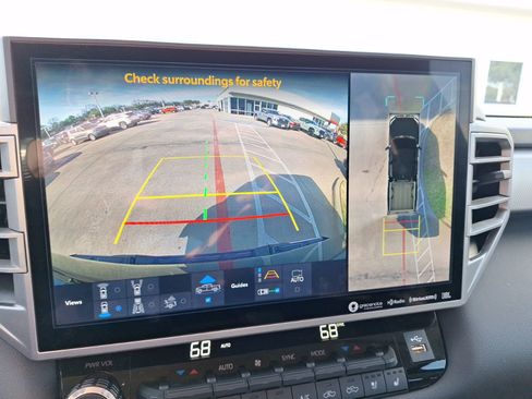 Used 2023 Toyota Tundra Limited image 28