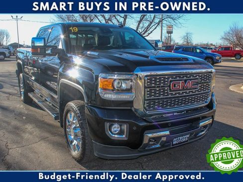 Used 2019 GMC Sierra 2500 Denali w/ Duramax Plus Package image 6