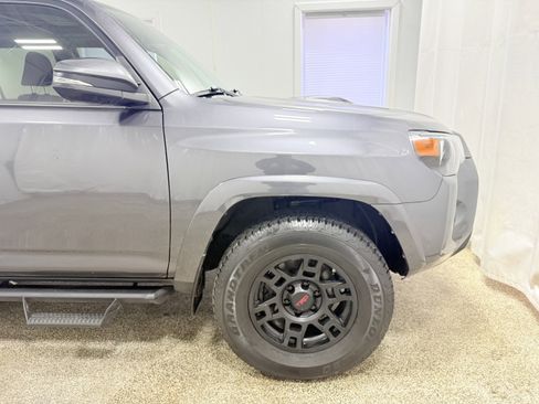 Used 2021 Toyota 4Runner TRD Off-Road Premium w/ Moonroof Package image 25