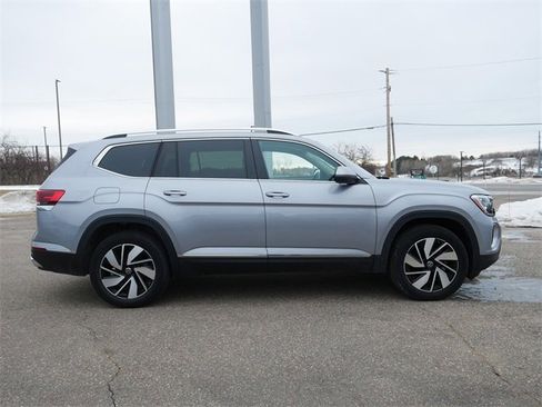 Certified 2025 Volkswagen Atlas SEL image 8