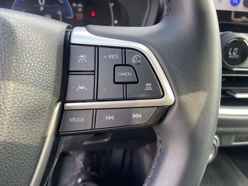 Used 2026 Toyota Grand Highlander AWD Hybrid image 37