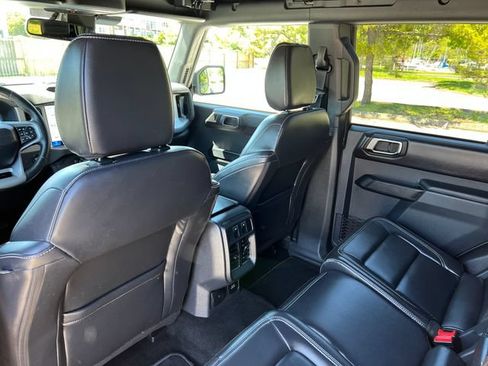 Used 2025 Ford Bronco Outer Banks AWD/4WD image 29