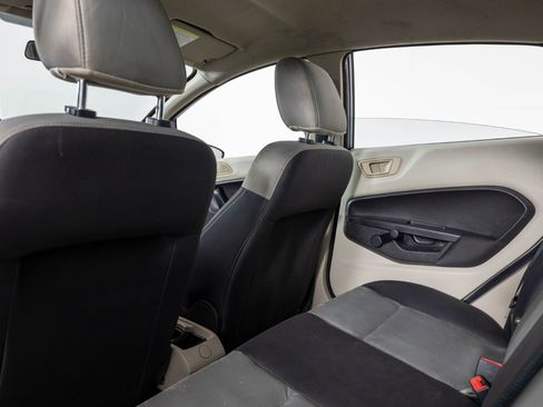 Used 2012 Ford Fiesta S image 19