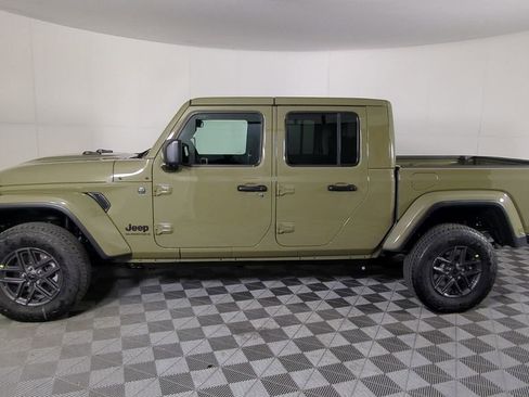 New 2026 Jeep Gladiator Sport image 8