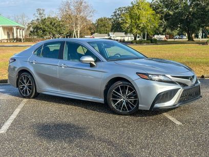 Used 2022 Toyota Camry SE