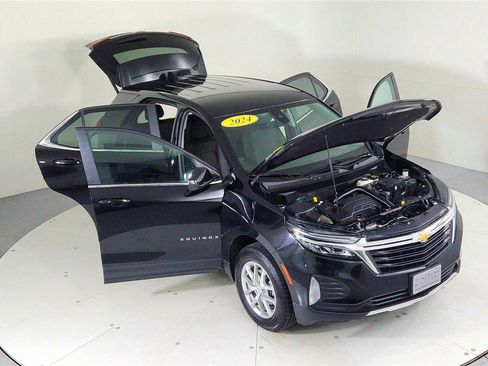 Used 2024 Chevrolet Equinox LT image 24