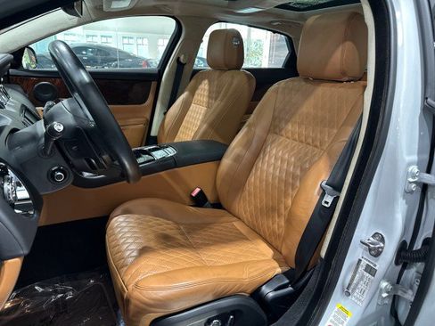 Used 2016 Jaguar XJ L Portfolio AWD/4WD image 5