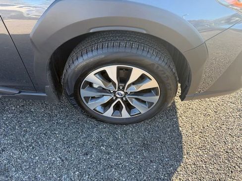 Used 2025 Subaru Outback Limited image 21