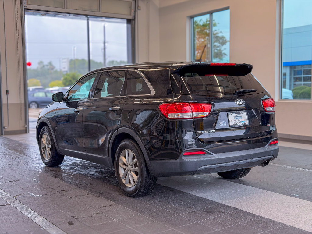 Used 2016 Kia Sorento L FWD image 5