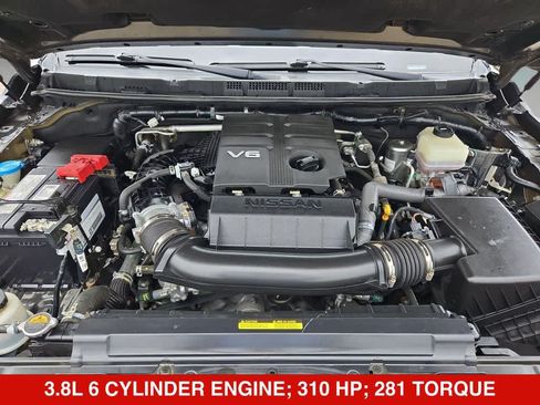 Used 2023 Nissan Frontier SV w/ Technology Package RWD image 13