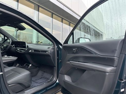 Certified 2024 Cadillac Lyriq Sport image 12