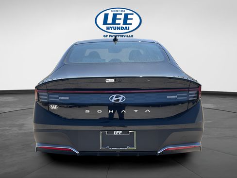 New 2026 Hyundai Sonata SE FWD image 5