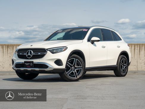 Used 2026 Mercedes-Benz GLC 300 4MATIC image 1