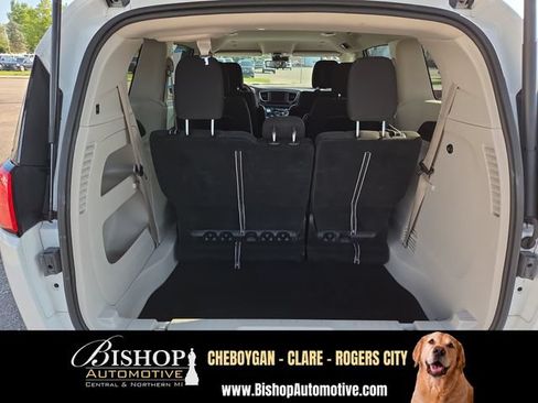 Used 2023 Chrysler Voyager LX FWD image 24
