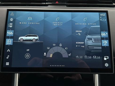 Used 2025 Land Rover Range Rover Long Wheelbase SE image 36