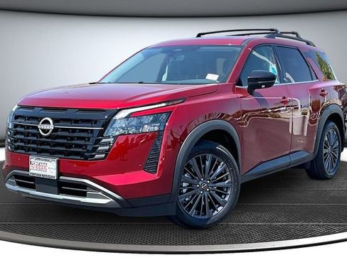 New 2026 Nissan Pathfinder SL FWD image 2