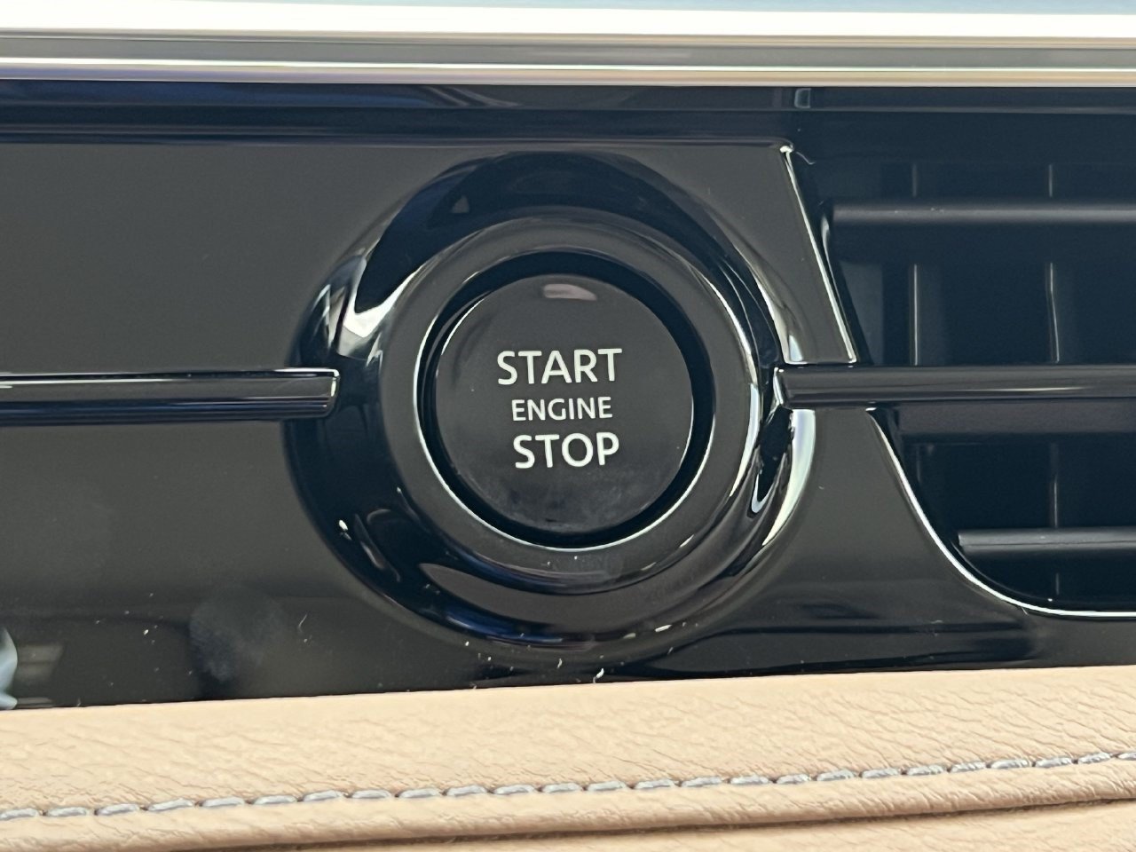 New 2027 INFINITI QX80 Luxe w/ Exterior Package RWD image 18