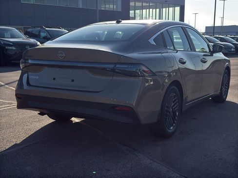 New 2026 Nissan Sentra SV image 5