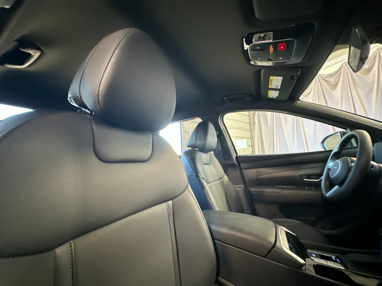 Certified 2026 Hyundai Santa Cruz SEL FWD image 17
