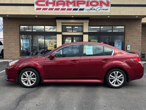 Used 2013 Subaru Legacy 2.5i Limited image 2