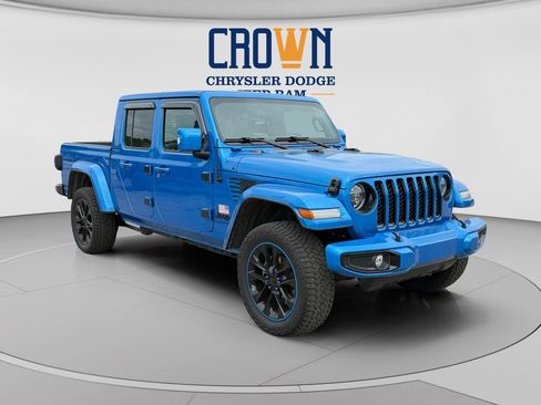 Used 2022 Jeep Gladiator Overland AWD/4WD image 1