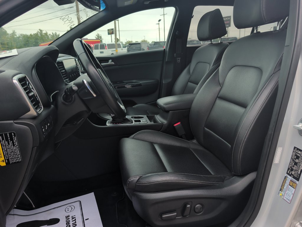 Used 2022 Kia Sportage Nightfall Edition w/ Nightfall Fwd Premium Package image 8