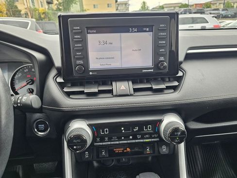Used 2022 Toyota RAV4 XLE w/ XLE Grade Weather Package AWD/4WD image 27