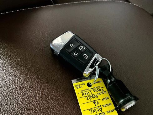 Used 2022 Volkswagen Atlas SE image 14