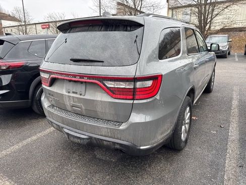 Used 2023 Dodge Durango SXT w/ Trailer Tow Group IV image 4