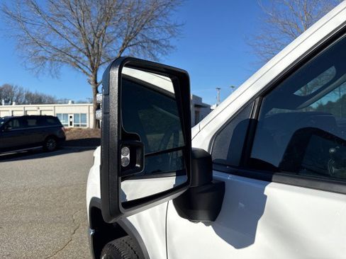 Used 2024 Chevrolet Silverado 2500 LT w/ Safety Package image 17