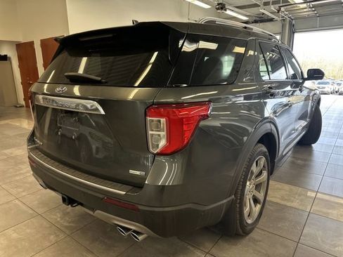 Used 2020 Ford Explorer Platinum w/ Premium Technology Package AWD/4WD image 11