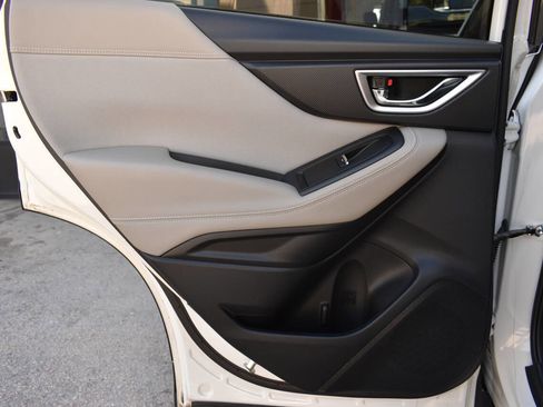 Used 2020 Subaru Forester Premium image 13