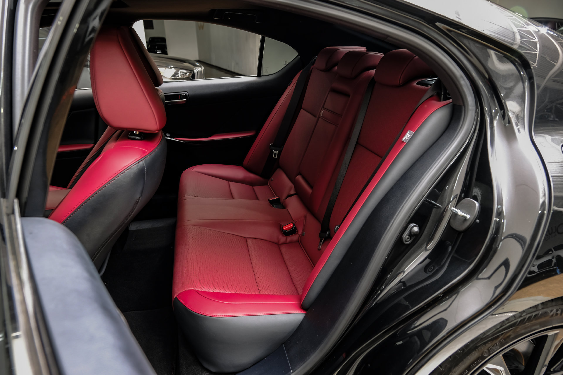 Used 2025 Lexus IS 350 F Sport RWD image 44