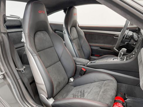 Used 2015 Porsche 911 GT3 RWD image 25