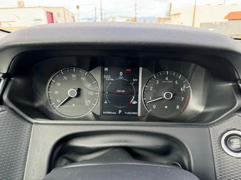 Used 2020 Land Rover Range Rover Velar S image 24