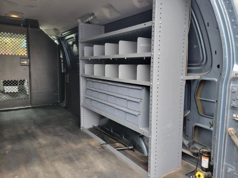 Used 2014 Ford E-350 and Econoline 350 Super Duty w/ Insulation Package image 36